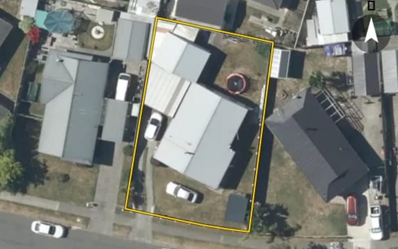 28 Perry Crescent