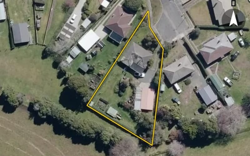 16 Mountview Close