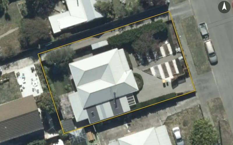 16 Howe Street