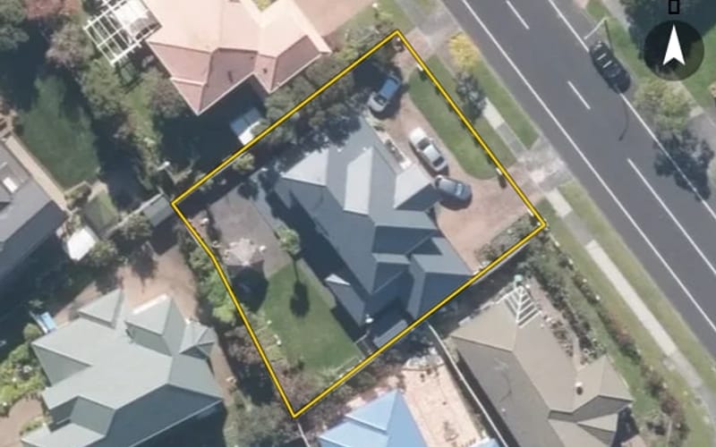 61 Nicholas Road
