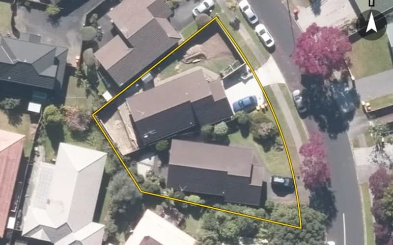 1/6 Solana Court