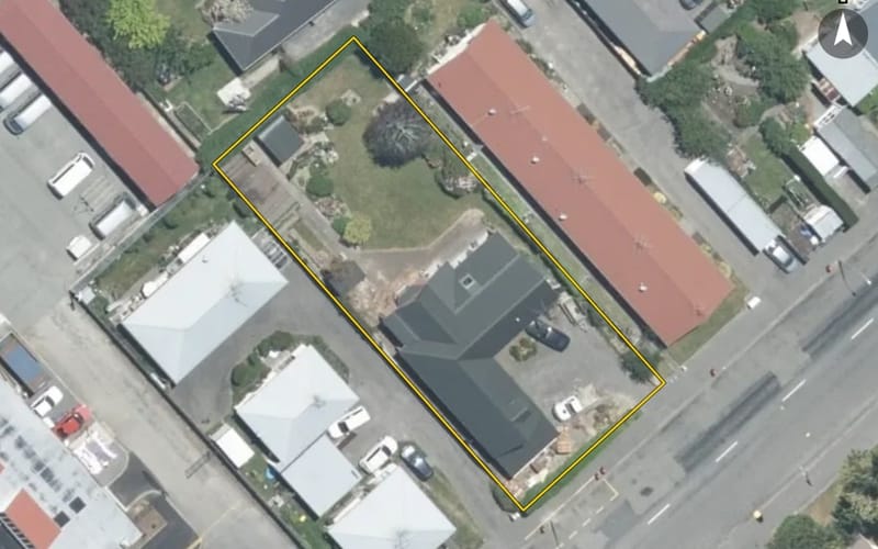 23 Creek Road
