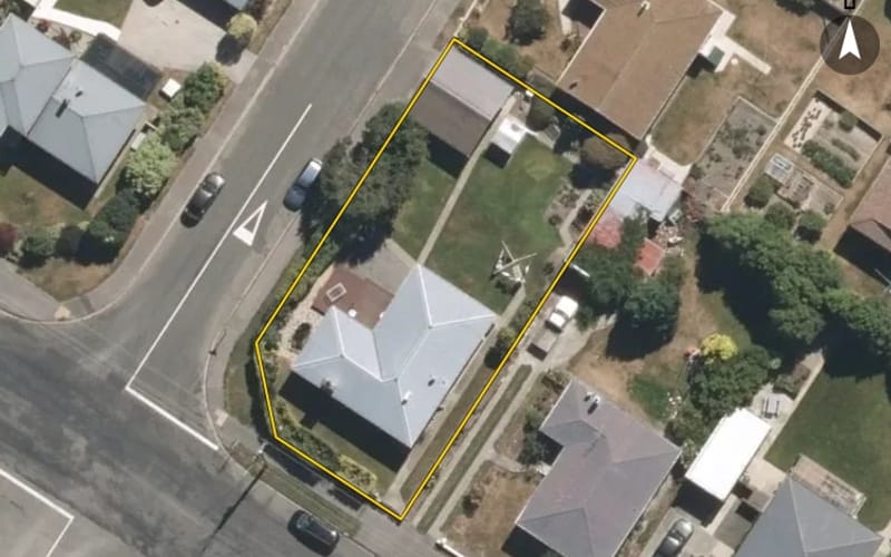 16 Fernbrook Road