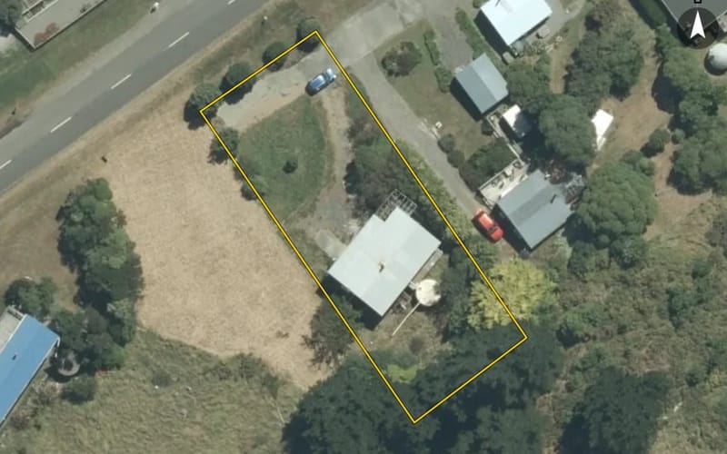 90 Lake Ferry Road