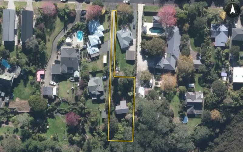 29 Pohutukawa Road