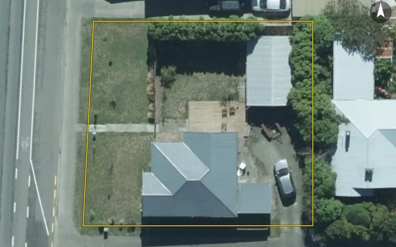 62 Bluff Highway