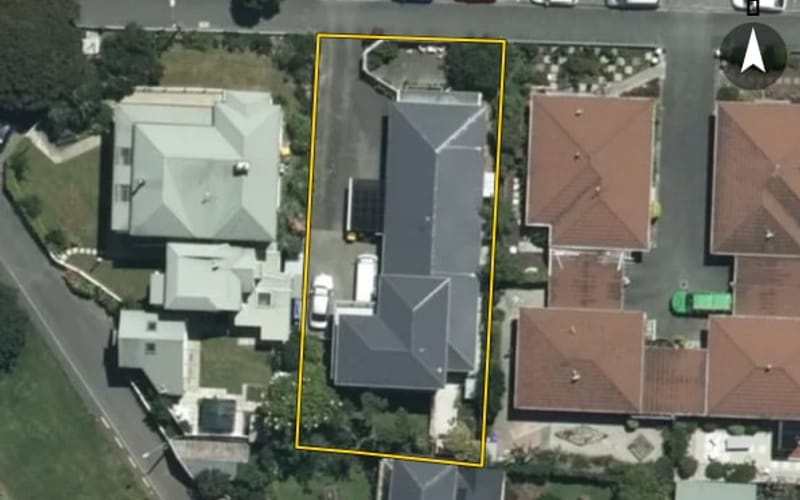 2/240 Bridge Street