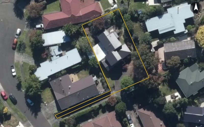 12 Truscott Grove