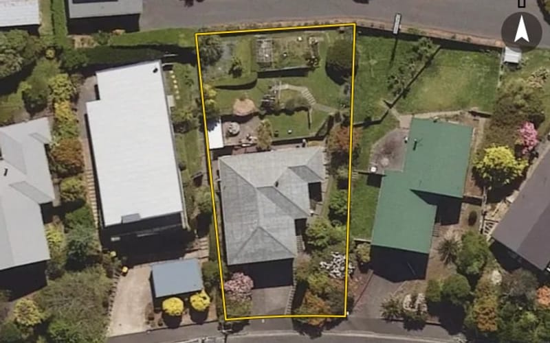 6 Larkins Street