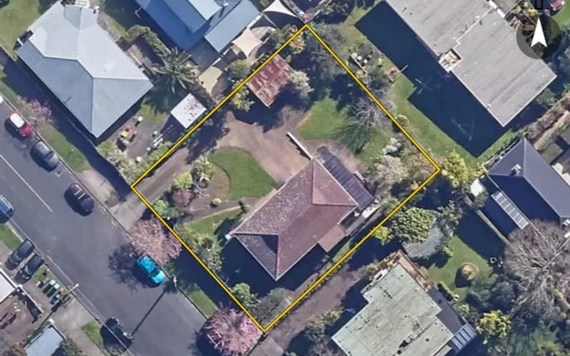 2 Lauriston Avenue