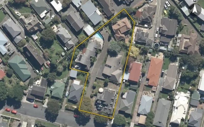 15 Rossiter Avenue