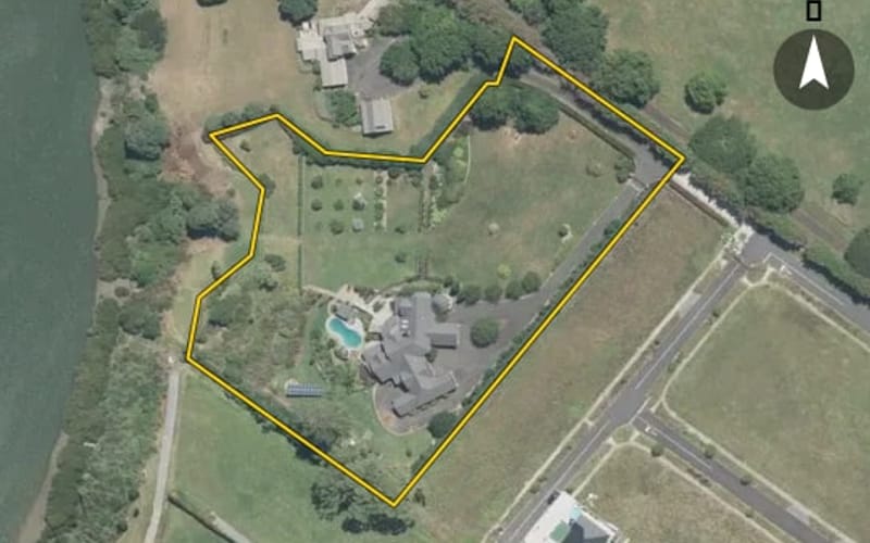 27 Hayfield Way