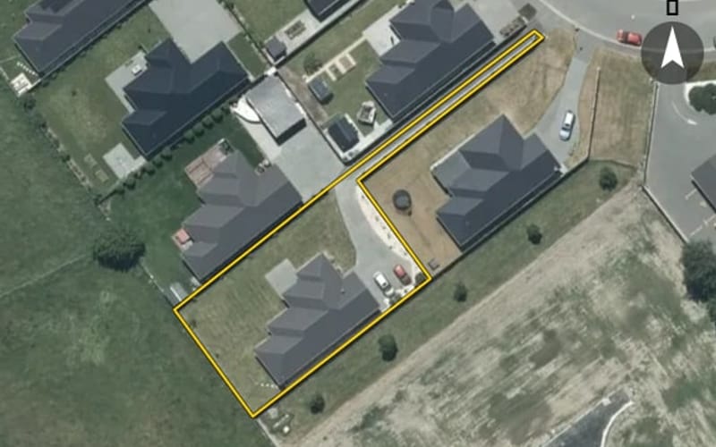 13 Roxburgh Place