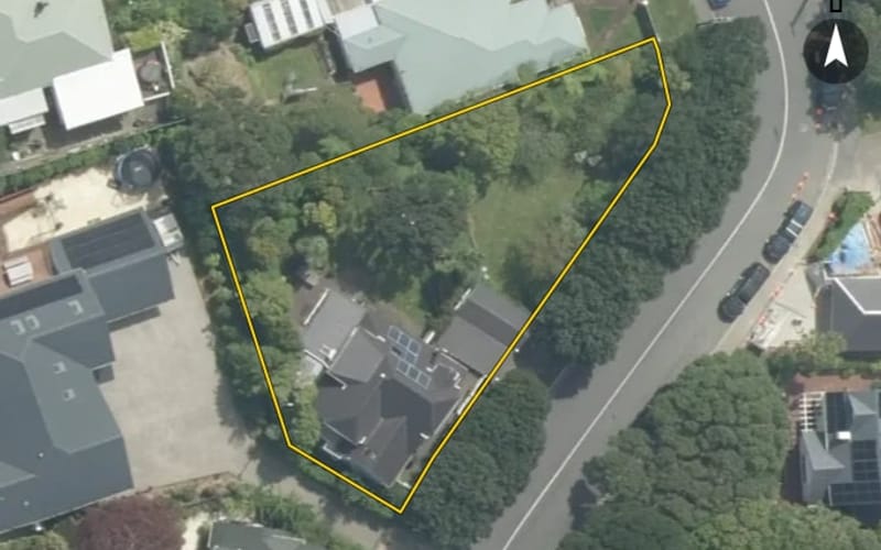 11 Homewood Crescent