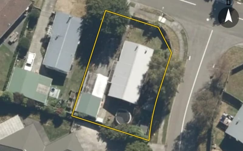 16 Topaz Street