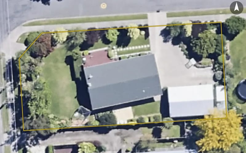 2 Corry Crescent