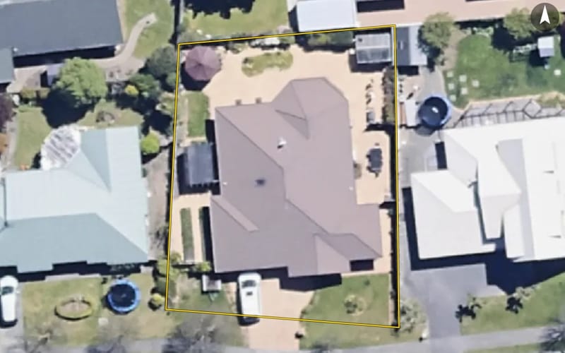 22 Karina Crescent