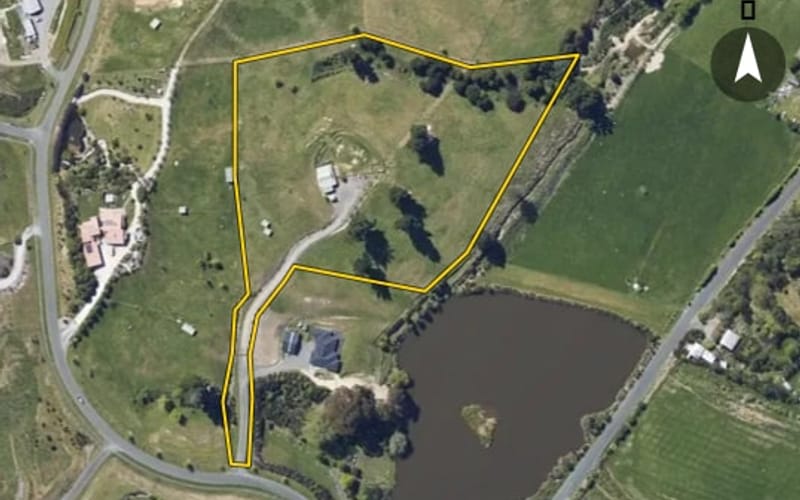 16 Suncrest Drive