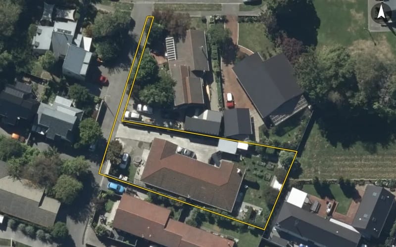 1/3A Bridgemere Lane
