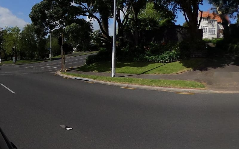 2 Balmoral Road