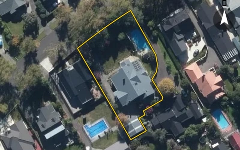 24 Manapouri Crescent