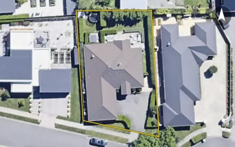 12 Rutledge Drive