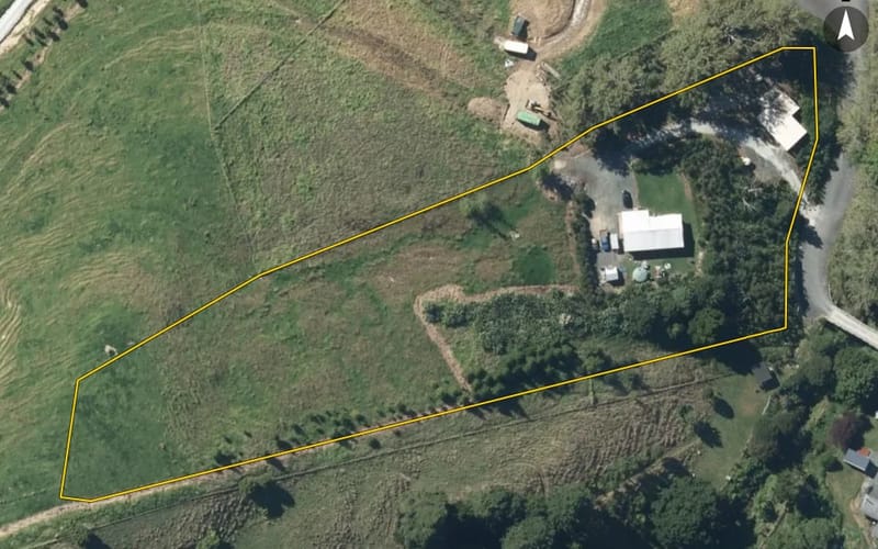 1 Sugarloaf Close