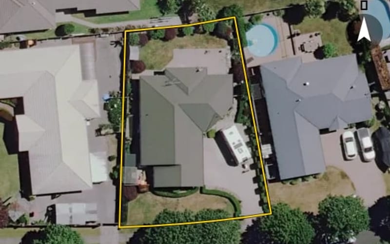 3 Bouverie Crescent