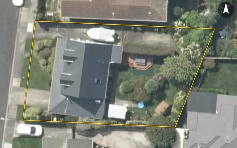 8 Trispen Place