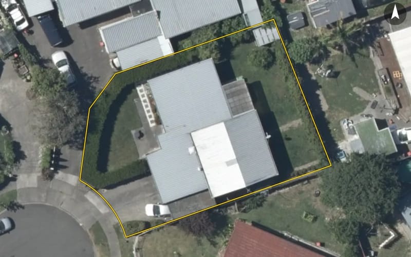 8 Bowen Place