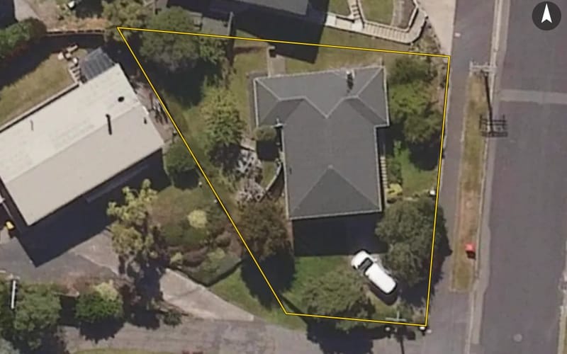 102 Easther Crescent
