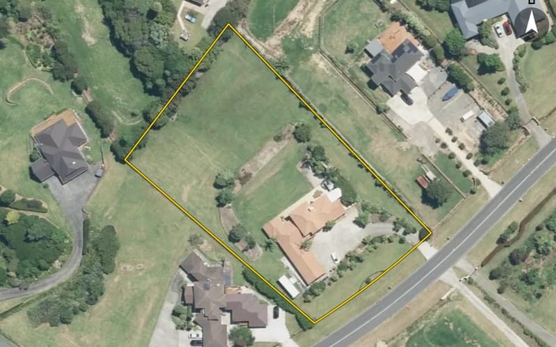 556 Redoubt Road
