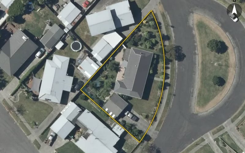 10 Fife Crescent