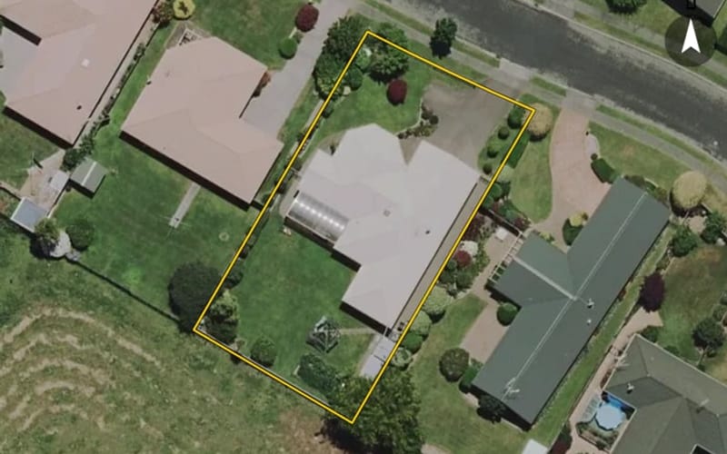 8 Reynolds Drive
