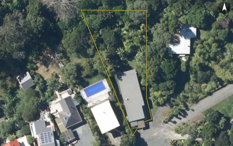 15 Laika Avenue