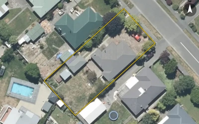 35 Reid Crescent