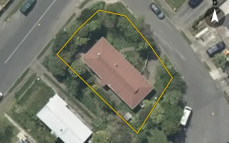 10 Spruce Grove