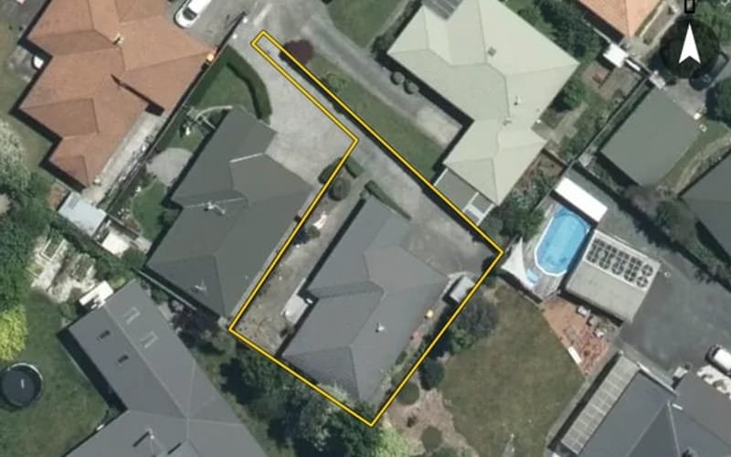 7 Ann Bird Court