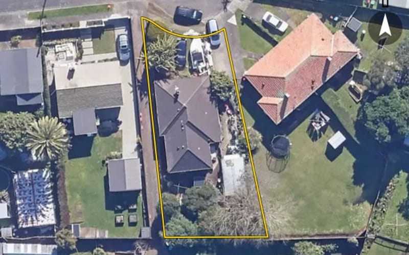 2 Smith Crescent