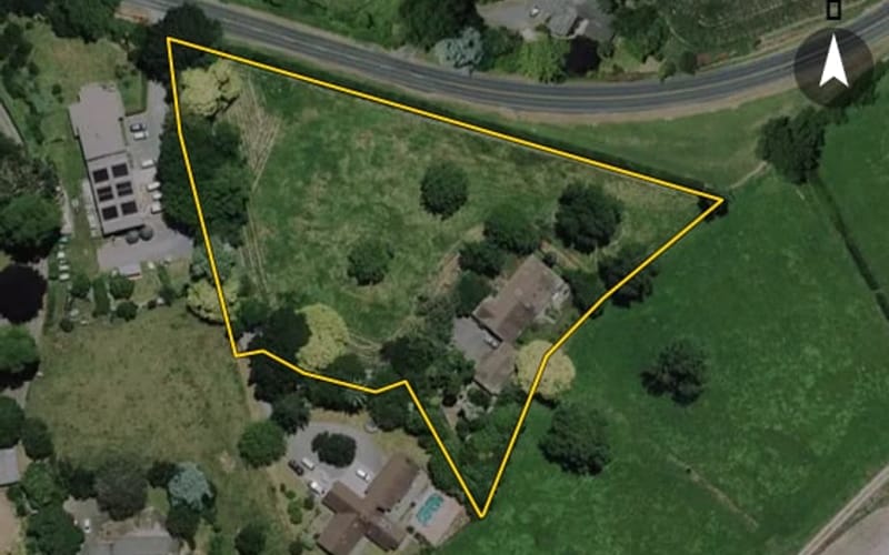 54 Raynes Road