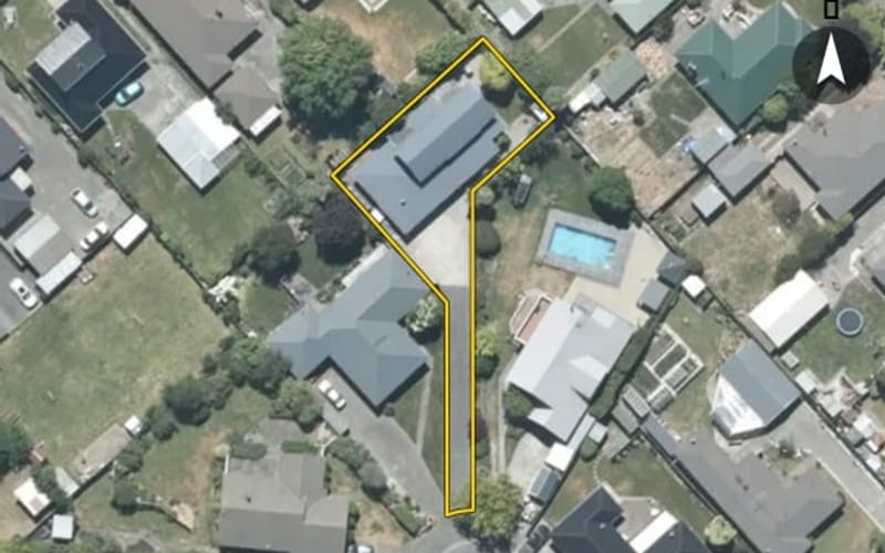 23A Reid Crescent
