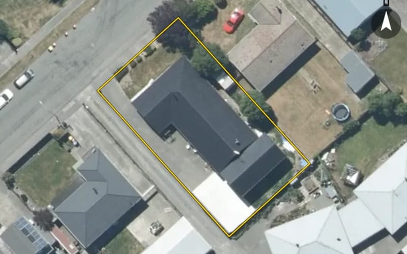 32 Russell Avenue