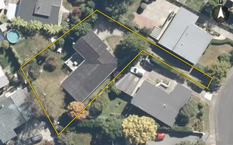 6 Harewood Grove