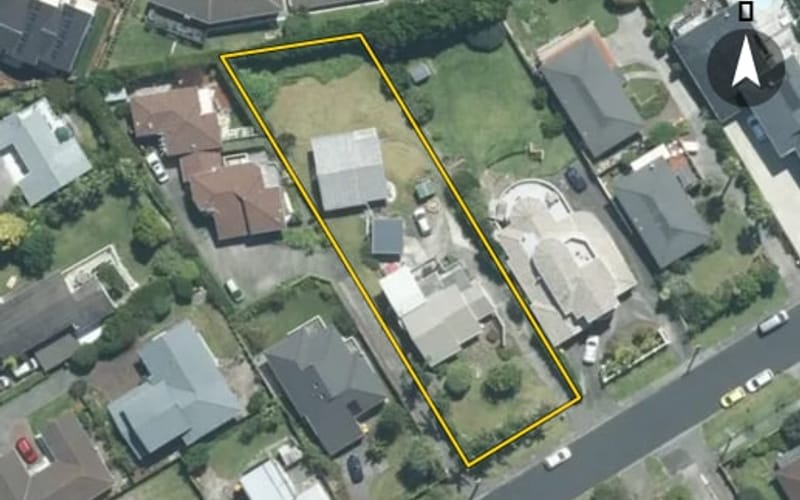 12 Toroa Street