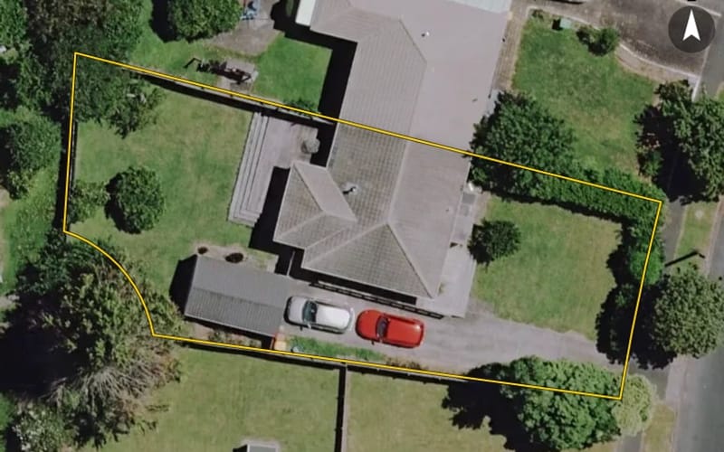 12 Pinfold Avenue
