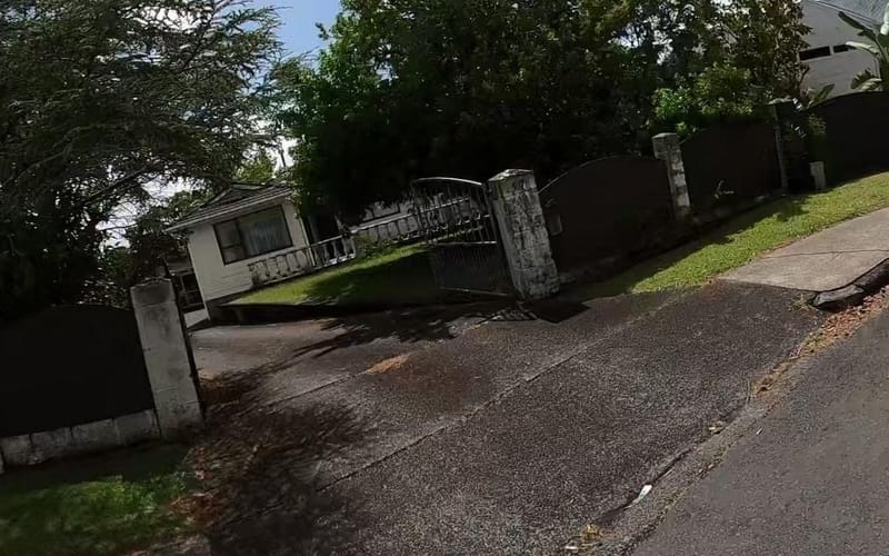 17 Meilland Place