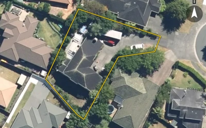 8 Carniew Place