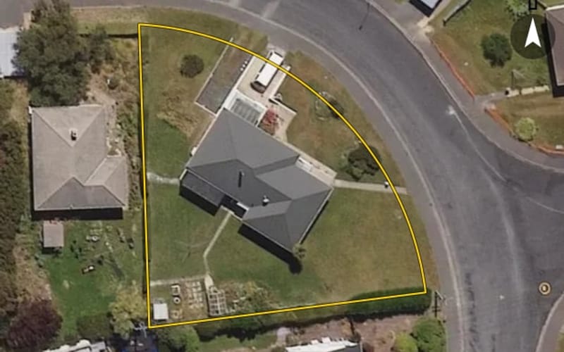 32 Clermiston Avenue