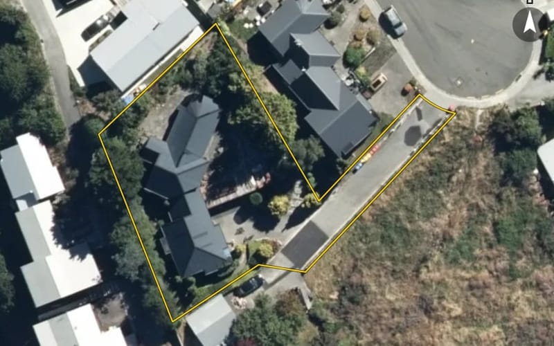 6 Thorn Crescent