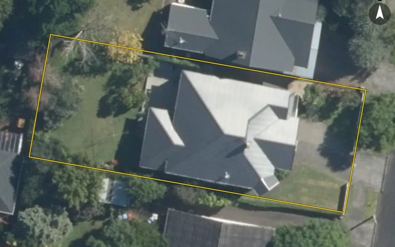 13 Lochiel Road